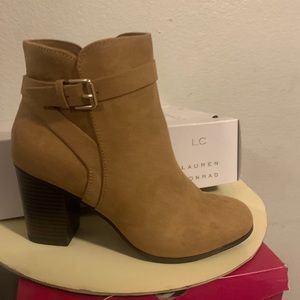 LC Ouverte Ankle Boot